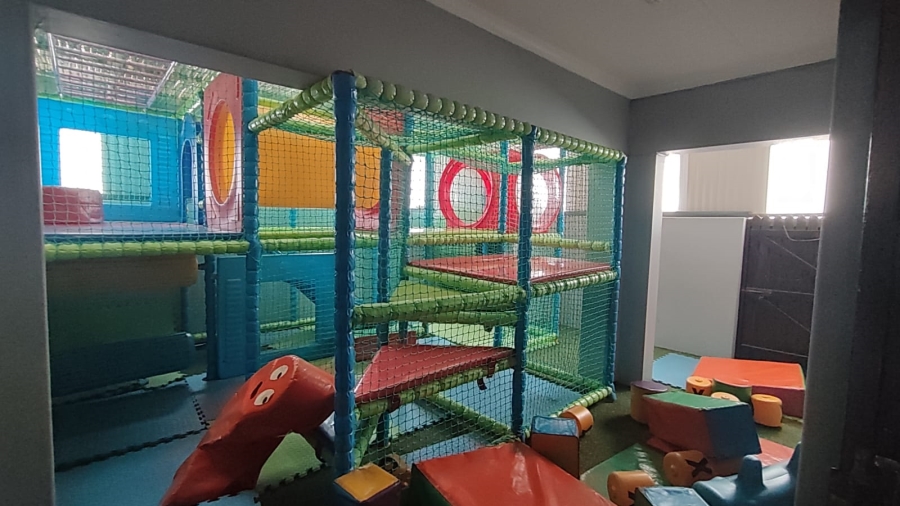 Commercial Property for Sale in Stilbaai Oos Western Cape